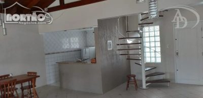 Casa, 3 quartos, 215 m² - Foto 4