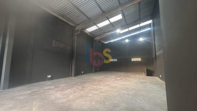 Depósito-Galpão, 270 m² - Foto 3