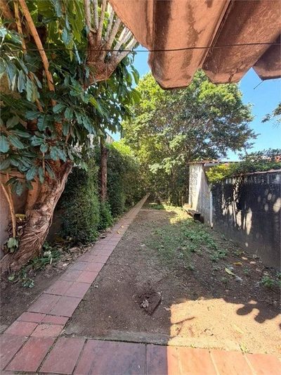 Sobrado, 3 quartos, 355 m² - Foto 1