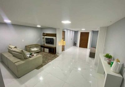 Casa, 3 quartos, 180 m² - Foto 2