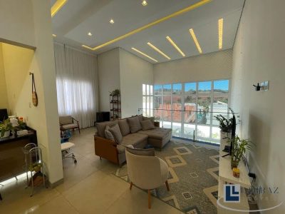 Sobrado, 3 quartos, 303 m² - Foto 1