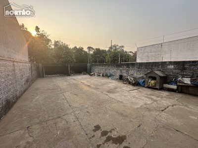 Casa, 4 quartos, 245 m² - Foto 2