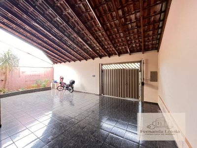 Casa, 3 quartos, 216 m² - Foto 1