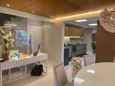 Apartamento, 3 quartos, 240 m² - Foto 4
