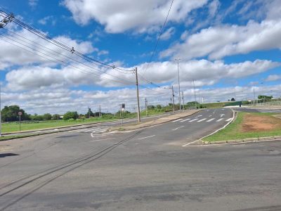 Loteamento e Condomínio, 250 m² - Foto 5
