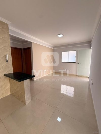 Casa, 2 quartos, 70 m² - Foto 1
