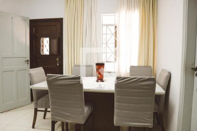 Casa, 3 quartos, 220 m² - Foto 3