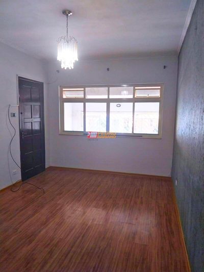 Sobrado, 3 quartos, 173 m² - Foto 1