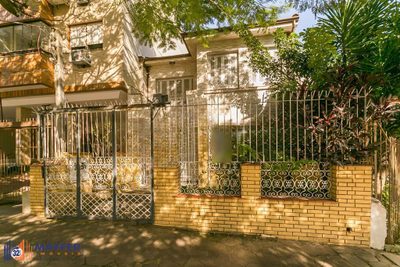 Casa, 4 quartos, 235 m² - Foto 1