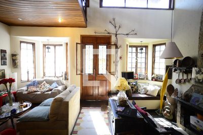 Casa, 3 quartos, 250 m² - Foto 2