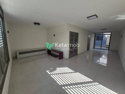 Casa, 4 quartos, 207 m² - Foto 2