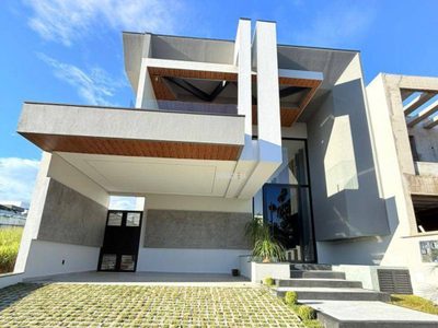 Sobrado, 3 quartos, 327 m² - Foto 2