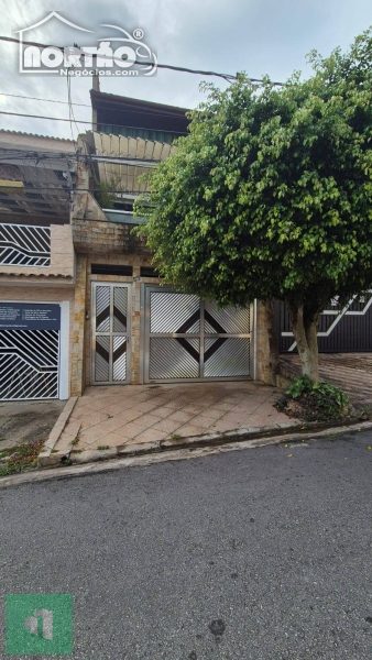 Casa, 5 quartos, 362 m² - Foto 1