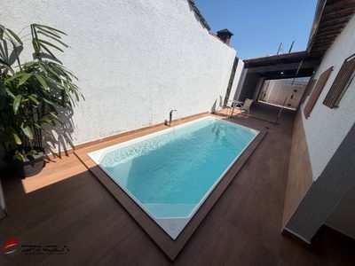 Casa, 2 quartos, 92 m² - Foto 1