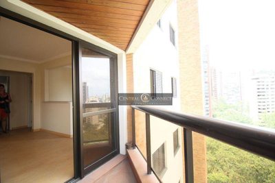 Apartamento, 3 quartos, 140 m² - Foto 1