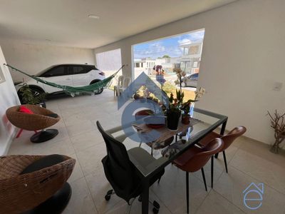 Casa, 3 quartos, 199 m² - Foto 2