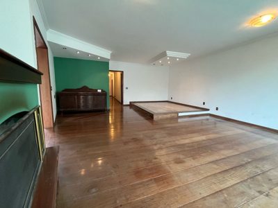 Sobrado, 3 quartos, 360 m² - Foto 4