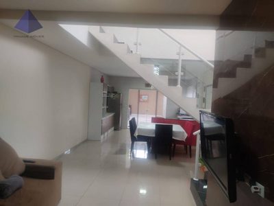 Sobrado, 3 quartos, 240 m² - Foto 4