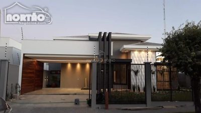 Casa, 3 quartos, 256 m² - Foto 2