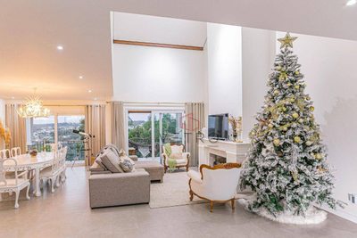 Casa, 3 quartos, 300 m² - Foto 1
