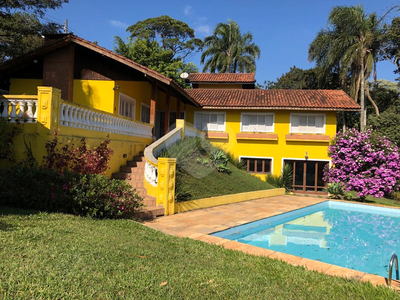 Casa, 4 quartos, 240 m² - Foto 1