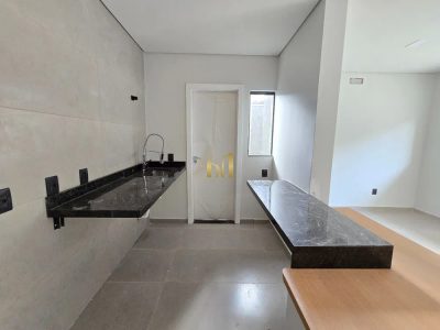Casa, 3 quartos, 62 m² - Foto 1