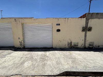 Casa, 2 quartos, 61 m² - Foto 1