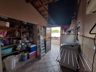 Casa, 3 quartos, 253 m² - Foto 3