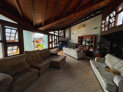 Casa, 3 quartos, 300 m² - Foto 2