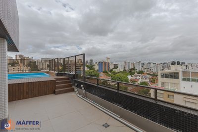 Cobertura, 3 quartos, 211 m² - Foto 2