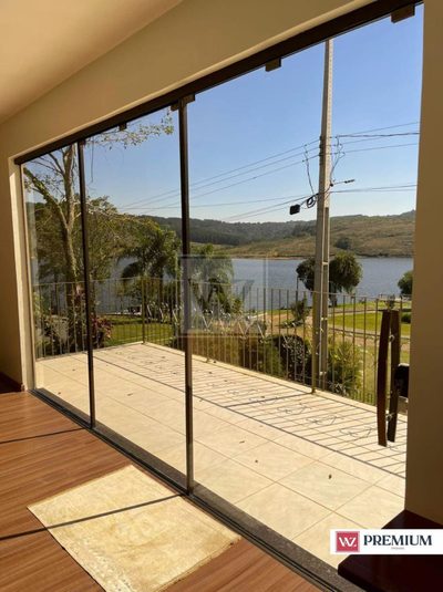 Casa, 4 quartos, 200 m² - Foto 1