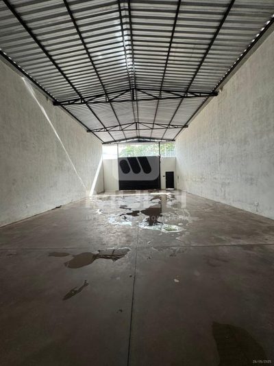 Casa, 1 quarto, 260 m² - Foto 1