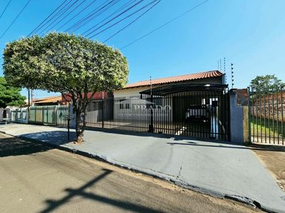 Casa, 2 quartos, 169 m² - Foto 1