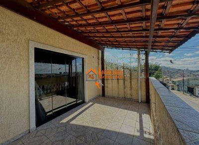 Sobrado, 3 quartos, 230 m² - Foto 2