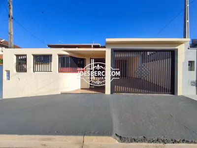 Casa, 3 quartos, 143 m² - Foto 1