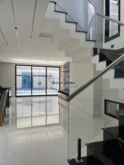 Sobrado, 4 quartos, 245 m² - Foto 4