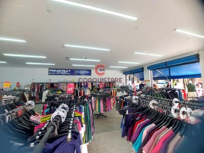 Loja-Salão, 1680 m² - Foto 1