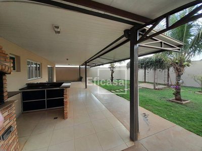 Casa, 2 quartos, 250 m² - Foto 1