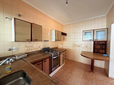 Casa, 3 quartos, 240 m² - Foto 2