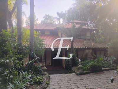 Casa, 4 quartos, 219 m² - Foto 1