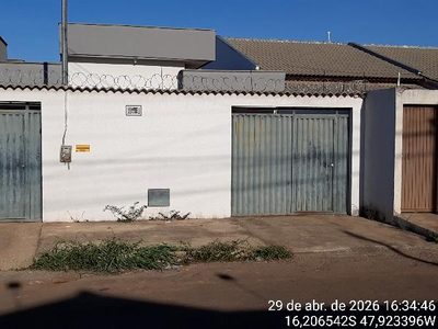 Casa, 2 quartos, 180 m² - Foto 1