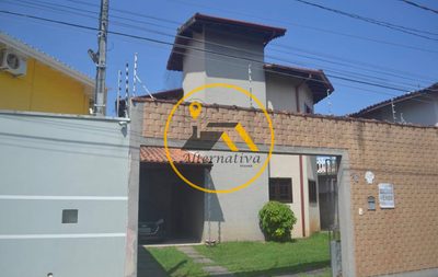 Casa, 4 quartos, 203 m² - Foto 1