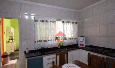 Casa, 3 quartos, 142 m² - Foto 4