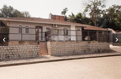Casa, 2 quartos, 163 m² - Foto 1
