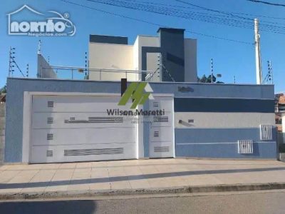 Casa, 5 quartos, 290 m² - Foto 1