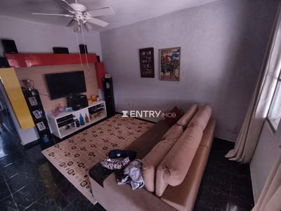 Casa, 2 quartos, 67 m² - Foto 1