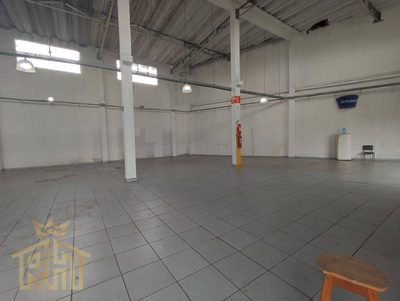 Depósito-Galpão, 800 m² - Foto 1