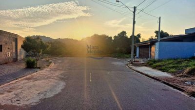 Terreno, 251 m² - Foto 1