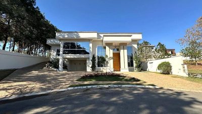 Casa, 4 quartos, 1030 m² - Foto 1