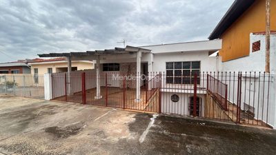 Casa, 3 quartos, 180 m² - Foto 1